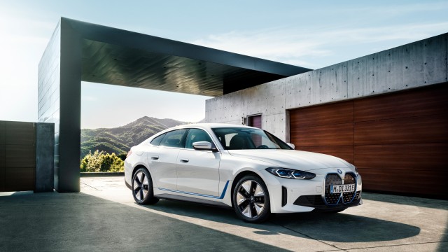 BMW i4 eDrive40 Electric cars