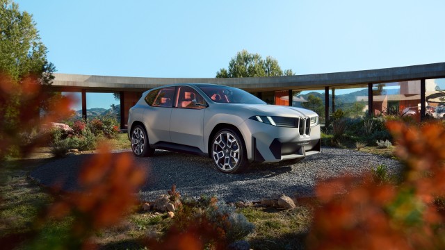 BMW Vision Neue Klasse X 2024