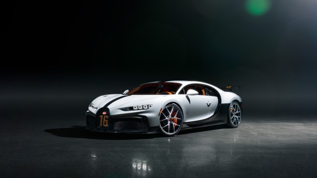 Bugatti Chiron Pur Sport 8K