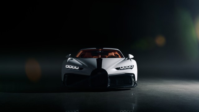Bugatti Chiron Pur Sport Dark aesthetic
