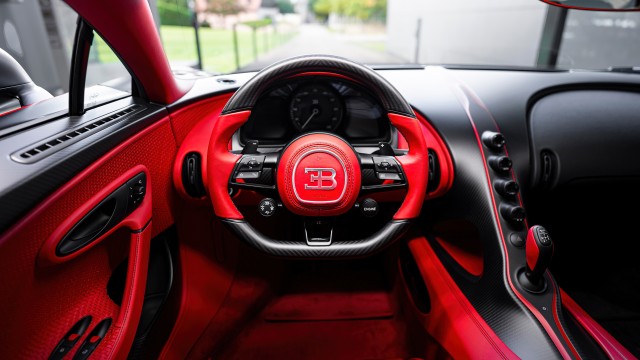 Bugatti Chiron Pur Sport Interior