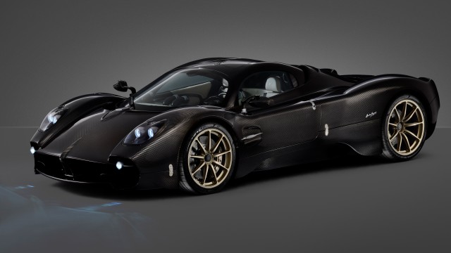 Carbon Fiber Pagani Utopia