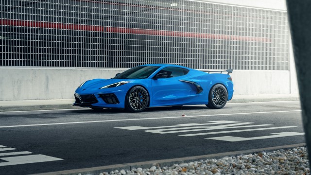 Chevrolet Corvette C8 Blue