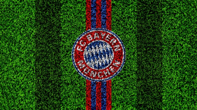FC Bayern Munich Green background