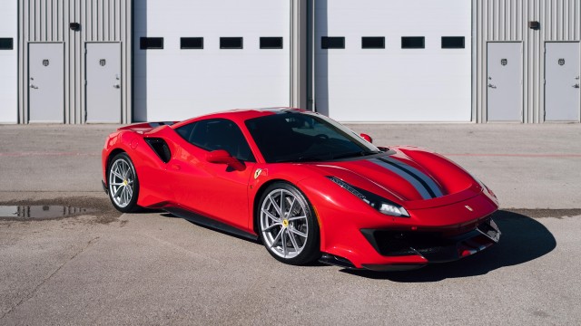 Ferrari 488 Pista Red cars