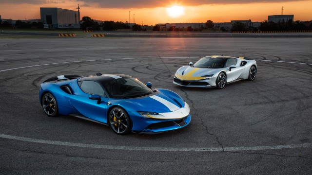 Ferrari SF90 Stradale Assetto Fiorano 8K