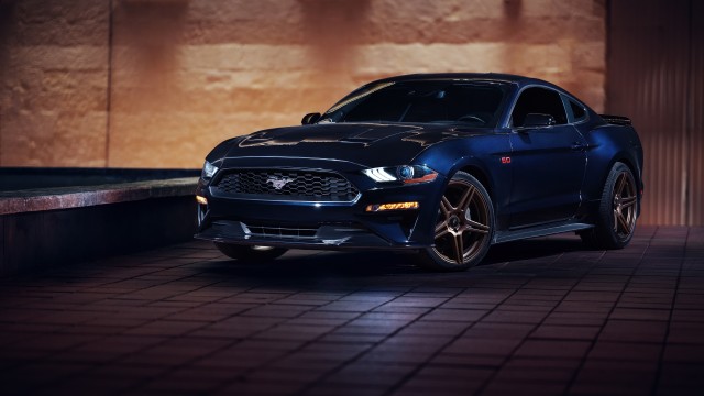Ford Mustang GT Dark blue