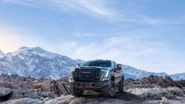 GMC Sierra 2500 HD AT4X AEV Edition Crew Cab