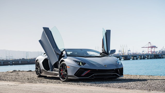 Lamborghini Aventador LP 780-4 Ultimae High Performance