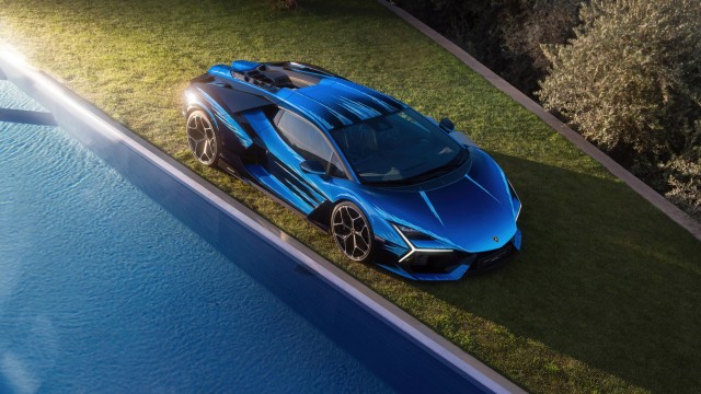 Lamborghini Revuelto Opera Unica 2024