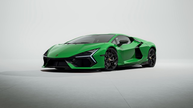 Lamborghini Revuelto Verde Mantis