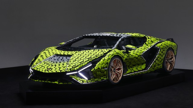 Lamborghini Sián FKP 37 LEGO