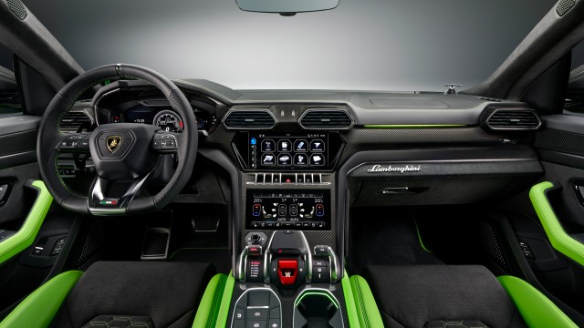 Lamborghini Urus Pearl Capsule Interior