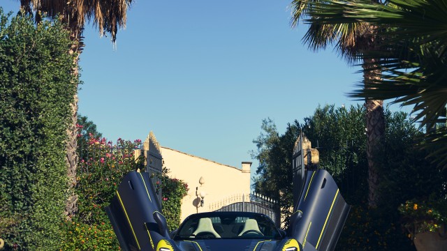 Maserati MC20 Cielo Fuoriserie Super Sports Cars