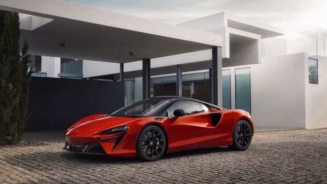 McLaren Artura Hybrid cars
