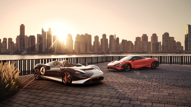 McLaren Elva M1A Theme 8K