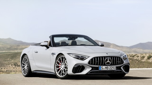 Mercedes-AMG SL 55 4MATIC Luxury sports cars