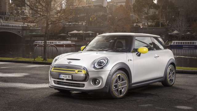 MINI Cooper SE Electric cars