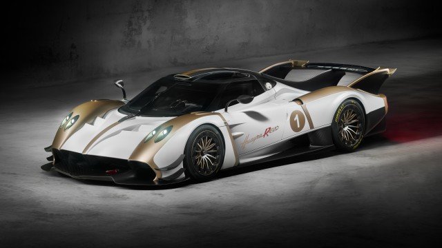 Pagani Huayra R Evo 2025