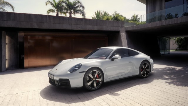 Porsche 911 Carrera S 2025