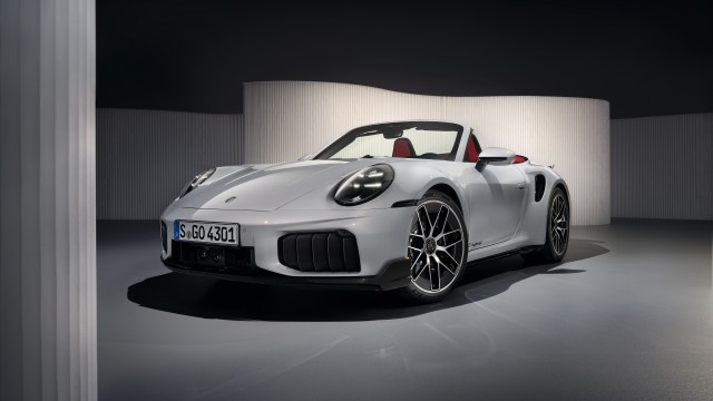 Porsche 911 Turbo S Cabriolet 2025
