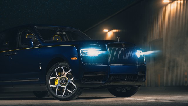 Rolls-Royce Cullinan Black Badge Night