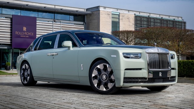 Rolls-Royce Phantom Extended Magnetism 5K