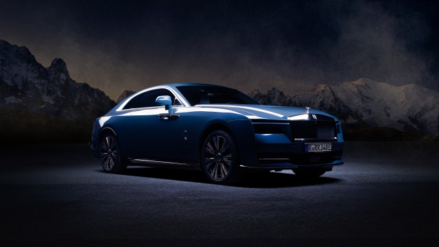 Rolls-Royce Spectre Night