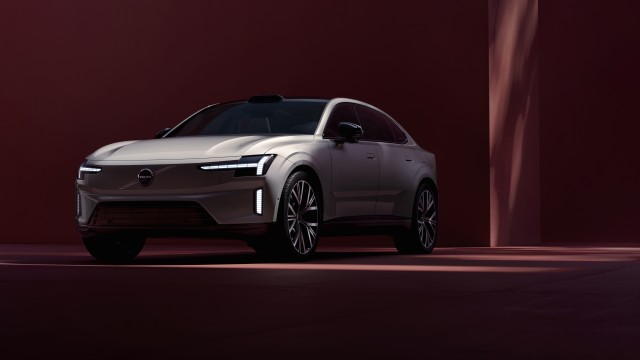 Volvo ES90 Electric Sedan