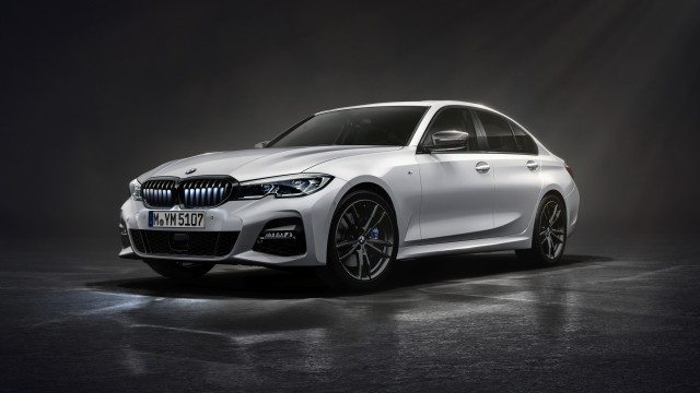 BMW 330i Iconic Edition 2021