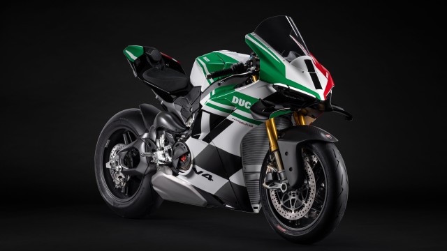 Ducati Panigale V4 Tricolore 8K