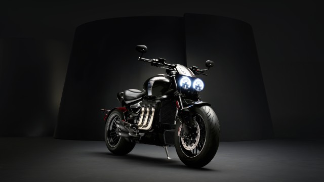 Triumph Rocket 3 TFC Black 8K