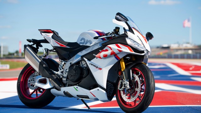 2023 Aprilia RSV4 Factory 8K