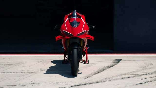 2026 Ducati Panigale V4 R