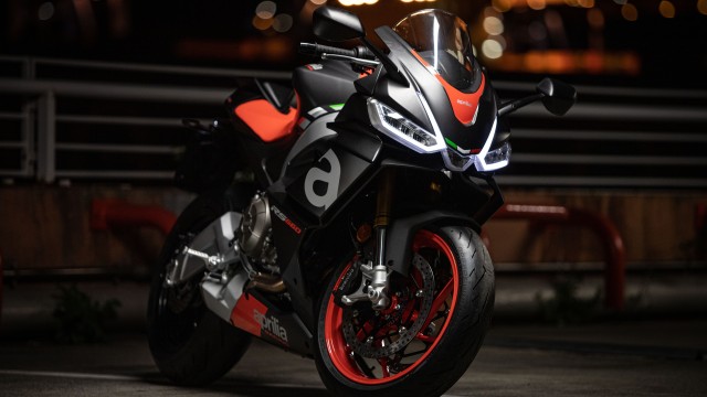 Aprilia RS 660 Sports bike 5K