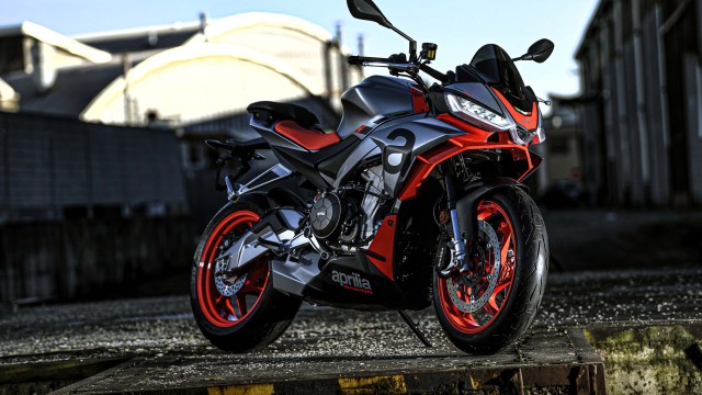 Aprilia Tuono 660 HD