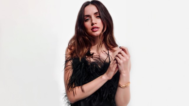 Ana de Armas White aesthetic