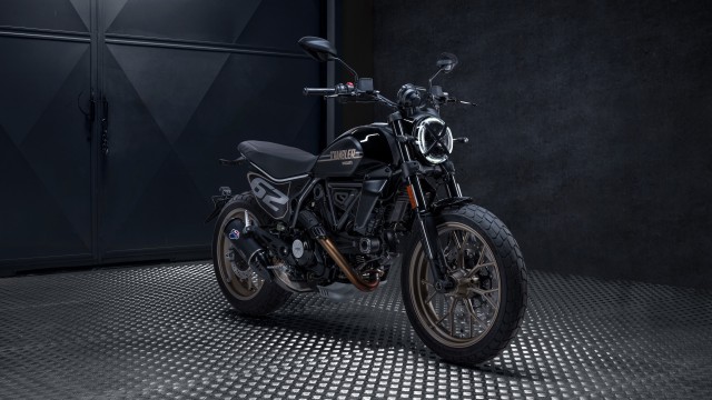 Ducati Scrambler Full Throttle 2025