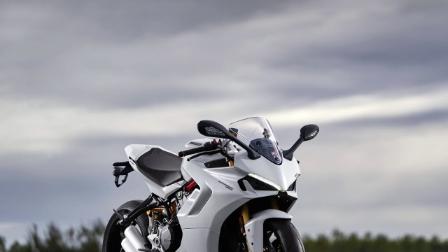 Ducati SuperSport 950 S Sports bikes