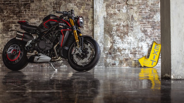 MV Agusta Rush 1000 Performance bike