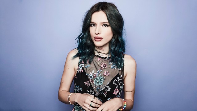 Bella Thorne 8K