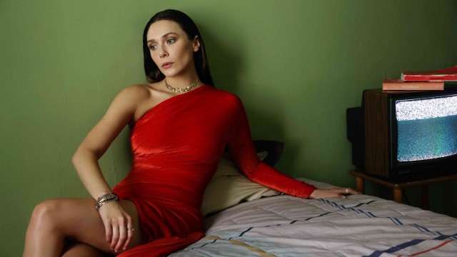 Elizabeth Olsen Red dress