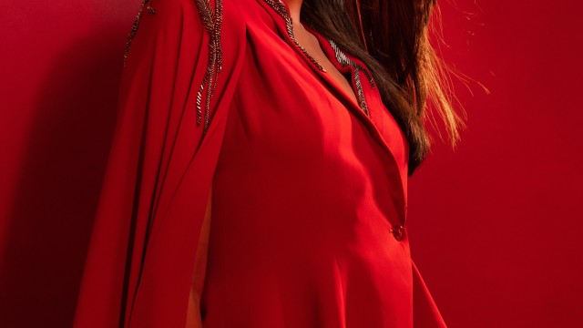 Pooja Hegde Red background