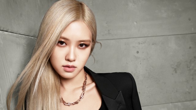 Rose (Blackpink) Blonde
