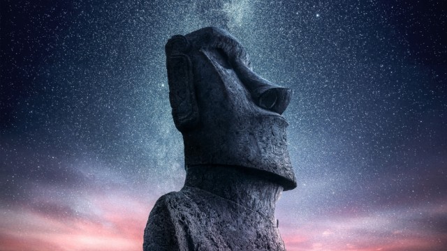 Moai statue Easter Island