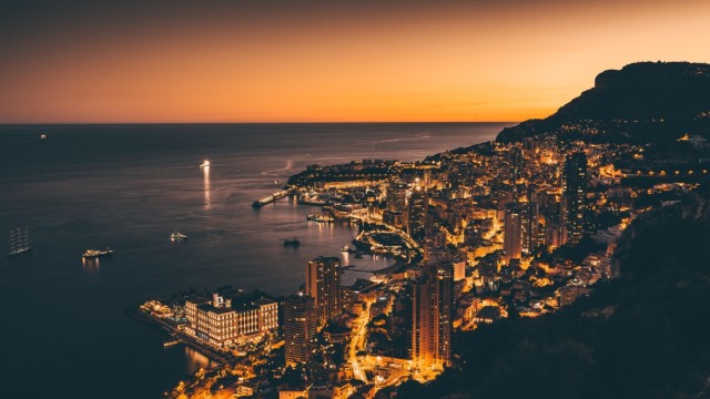 Monte Carlo Sunset