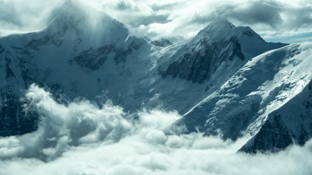 Cloudy Mountains