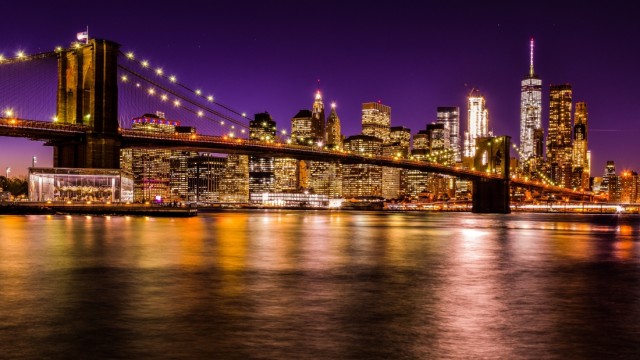 Brooklyn Bridge Night time