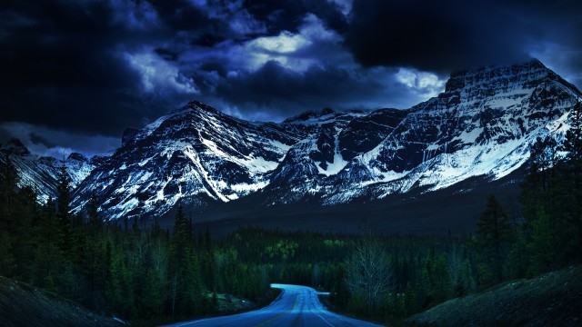 Icefields Parkway Canadian Rockies