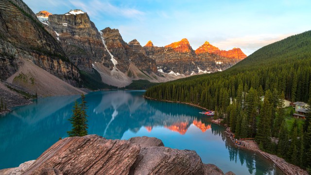 Moraine Lake Valley of the Ten Peaks
